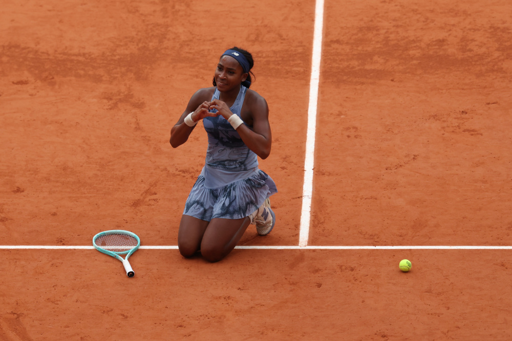 将球推进了 将球推进了